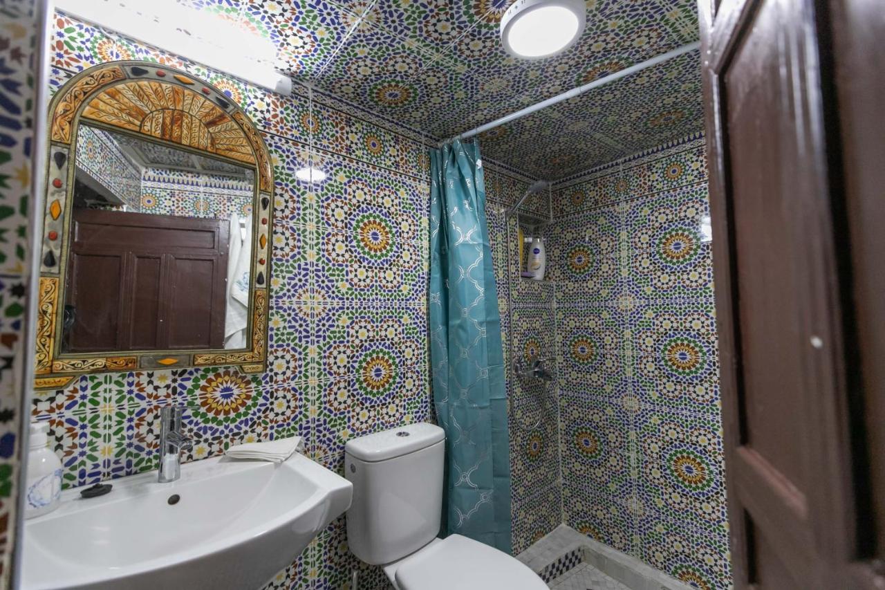 Riad Avec Terrasse Privee Et Piscine Partagee A 300M 非斯 外观 照片