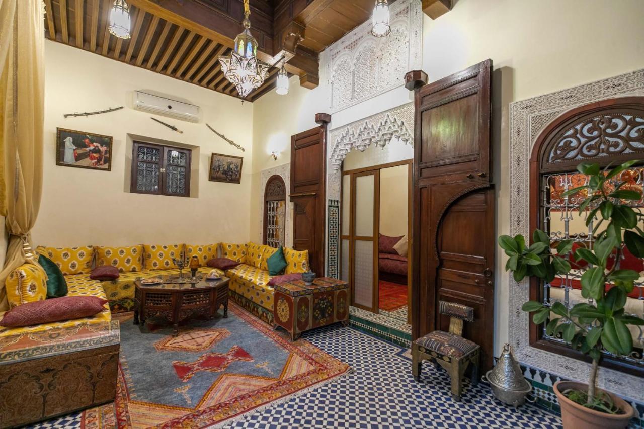 Riad Avec Terrasse Privee Et Piscine Partagee A 300M 非斯 外观 照片
