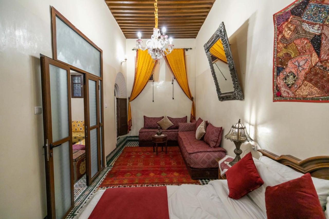 Riad Avec Terrasse Privee Et Piscine Partagee A 300M 非斯 外观 照片