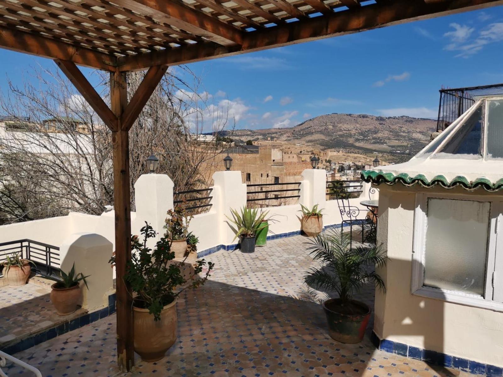 Riad Avec Terrasse Privee Et Piscine Partagee A 300M 非斯 外观 照片