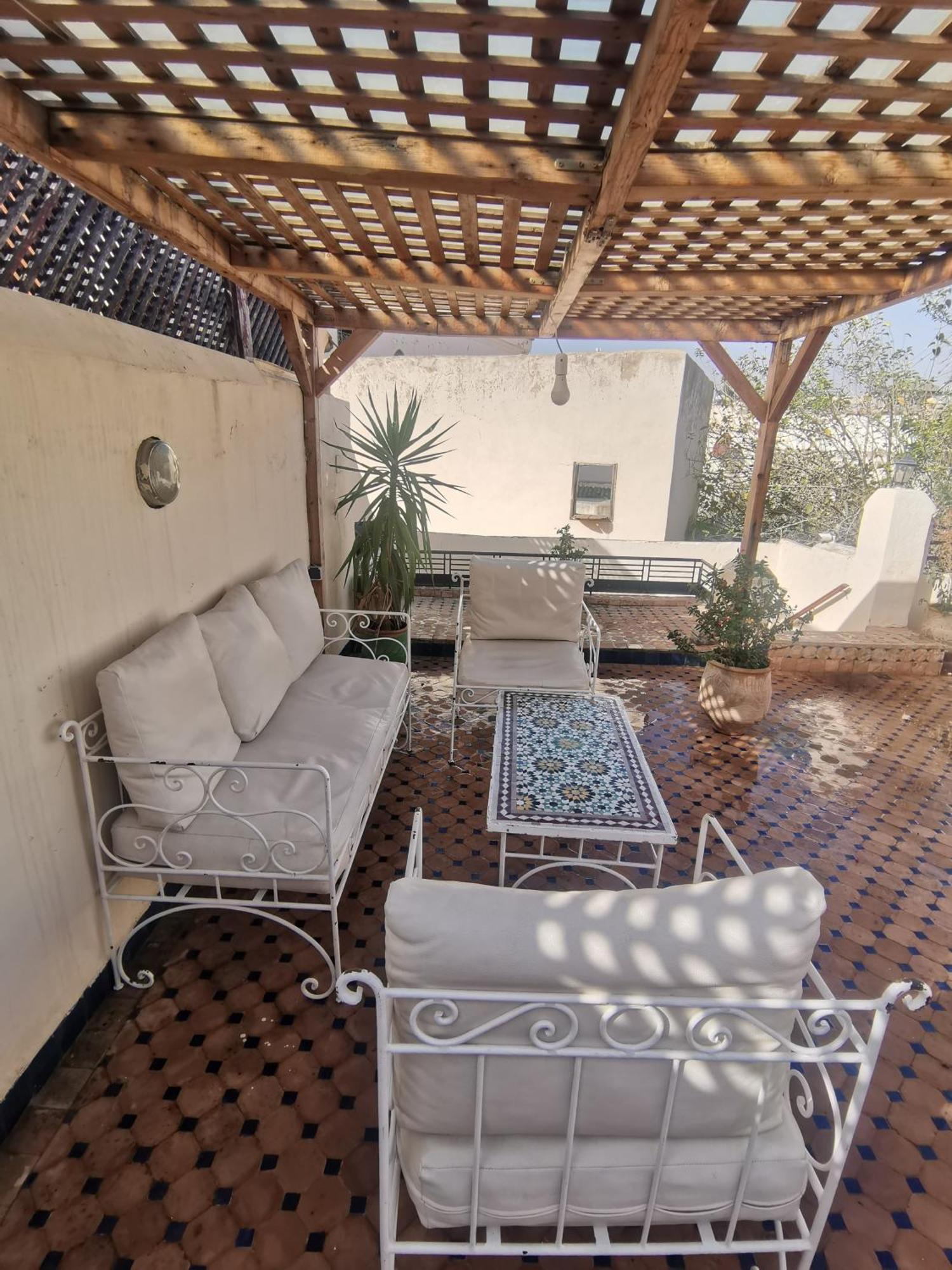 Riad Avec Terrasse Privee Et Piscine Partagee A 300M 非斯 外观 照片